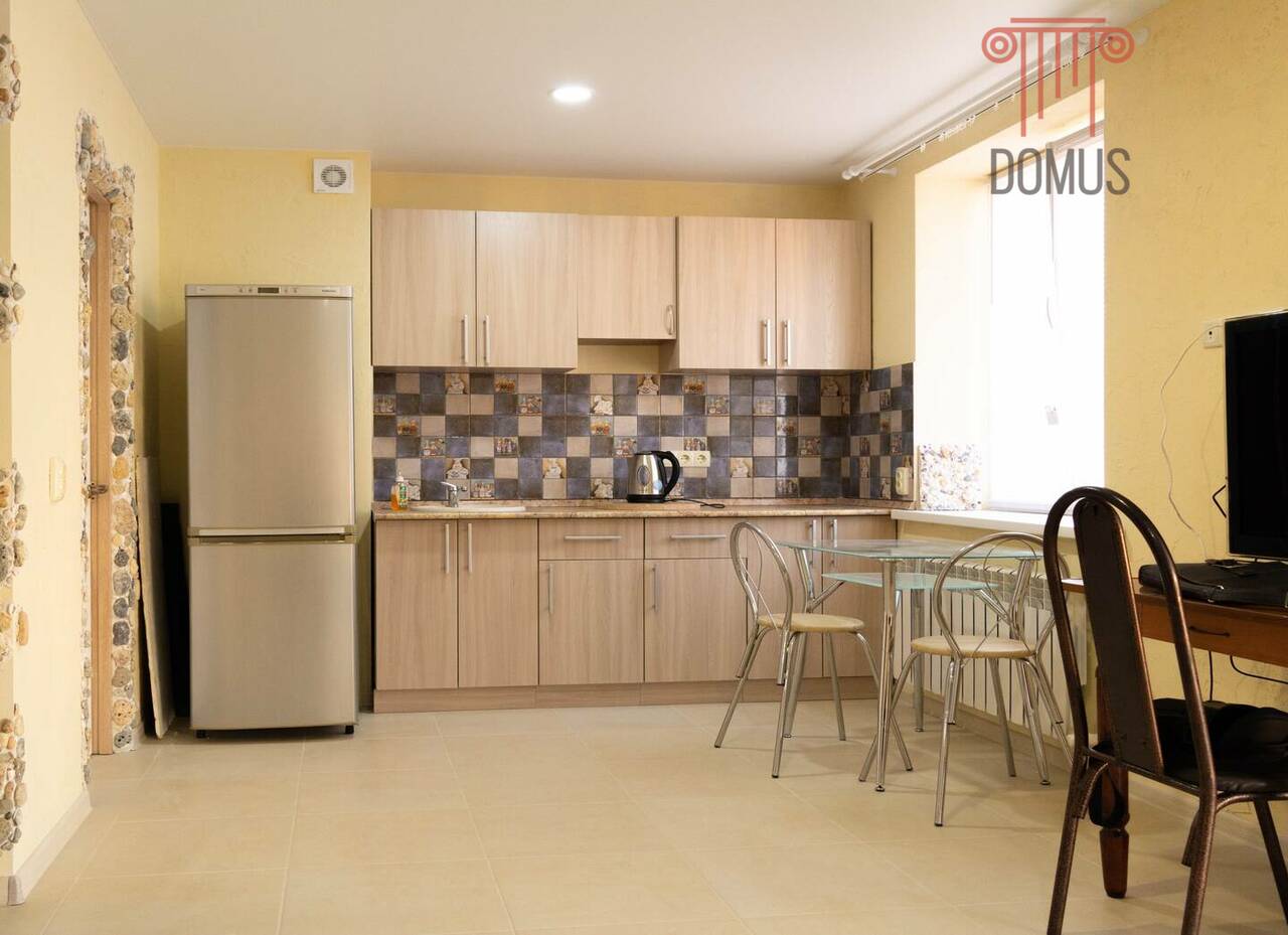 Квартира на продажу в Евпаторие, улица 9 Мая, 55Б фото №0