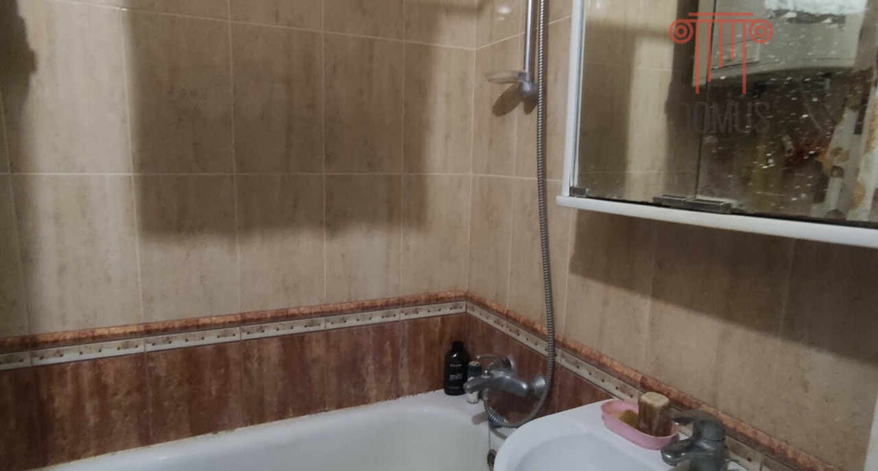 Квартира на продажу в Севастополе, улица Генерала Лебедя, 18 фото №8