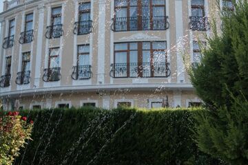 Готовый бизнес, 1400 м², 4/4 эт.