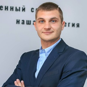 Никита Власов